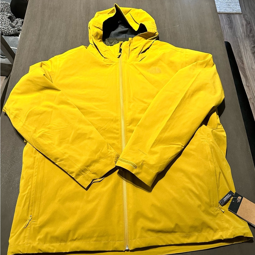 The North Face Thermoball Eco Tri Climate Hood Waterproof Jacket Gold Men’s 3XL